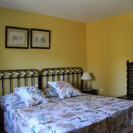 Casa Rural Mas Arago Country house